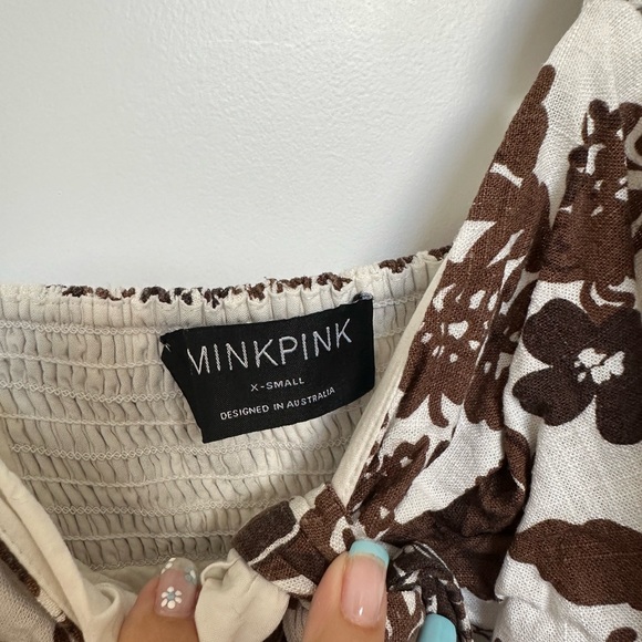 Minkpink - Mini Dress - Cap Sleeve - Brown and white floral - vintage pattern - Picture 3 of 7